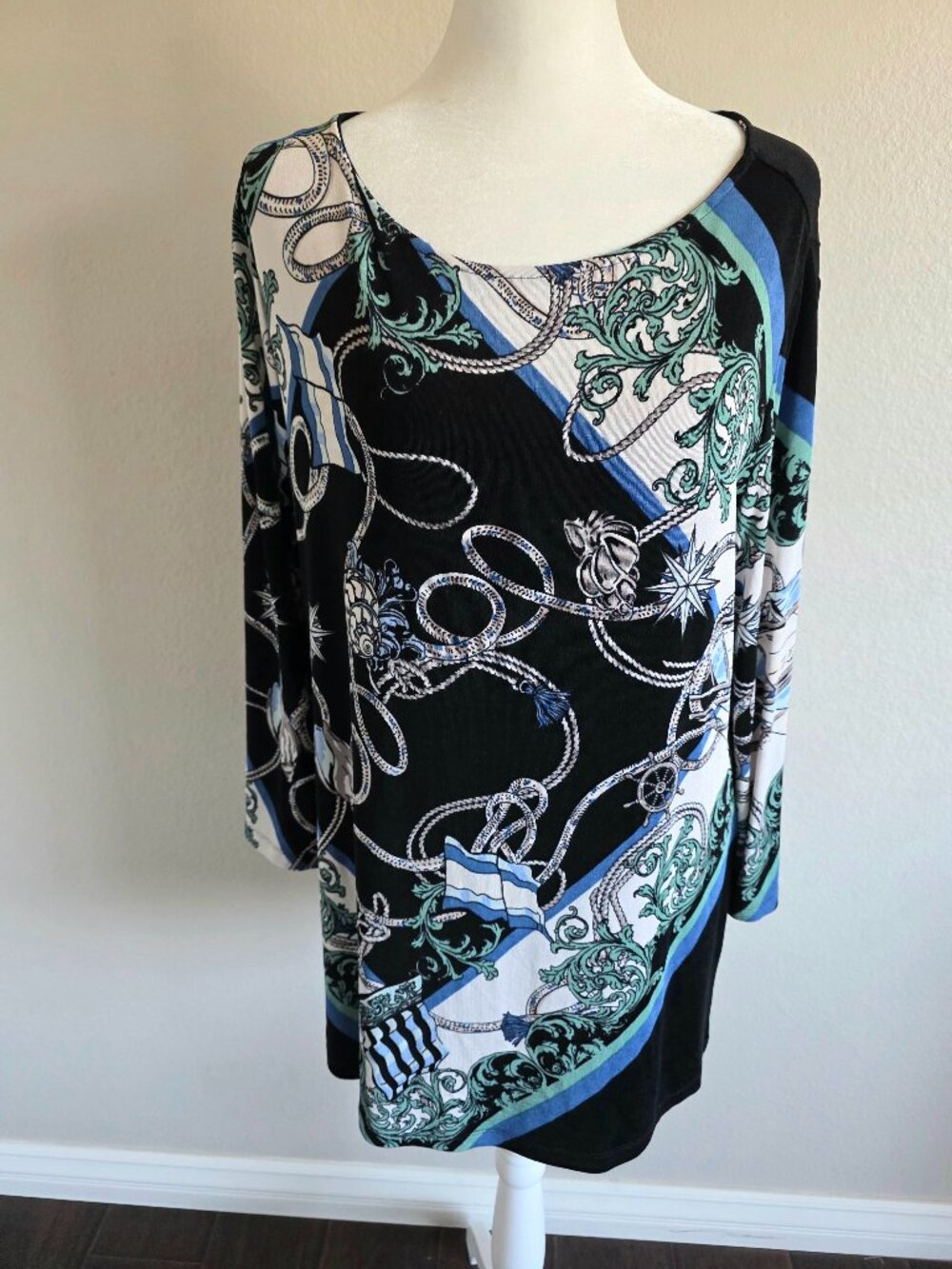 Chico's Travelers Top Tunic Pullover Nautical Beach Shells Cruise Size 2 Large